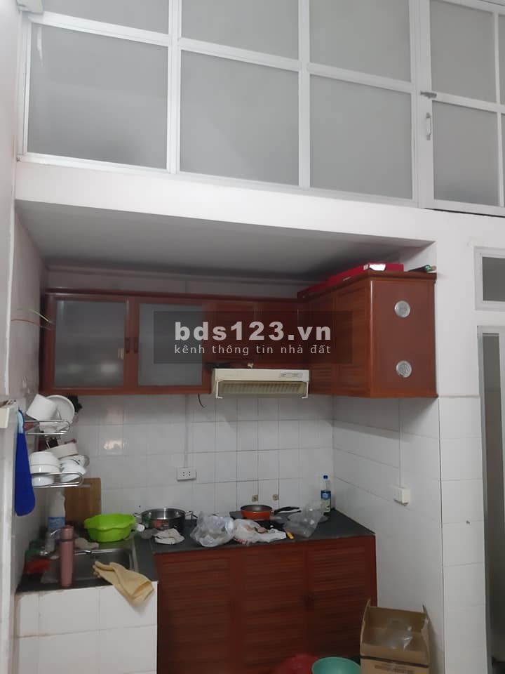 Nhà Pháo Đài Láng, 2 mặt đường đi, diện tích 29m2, giá 2.5 tỷ