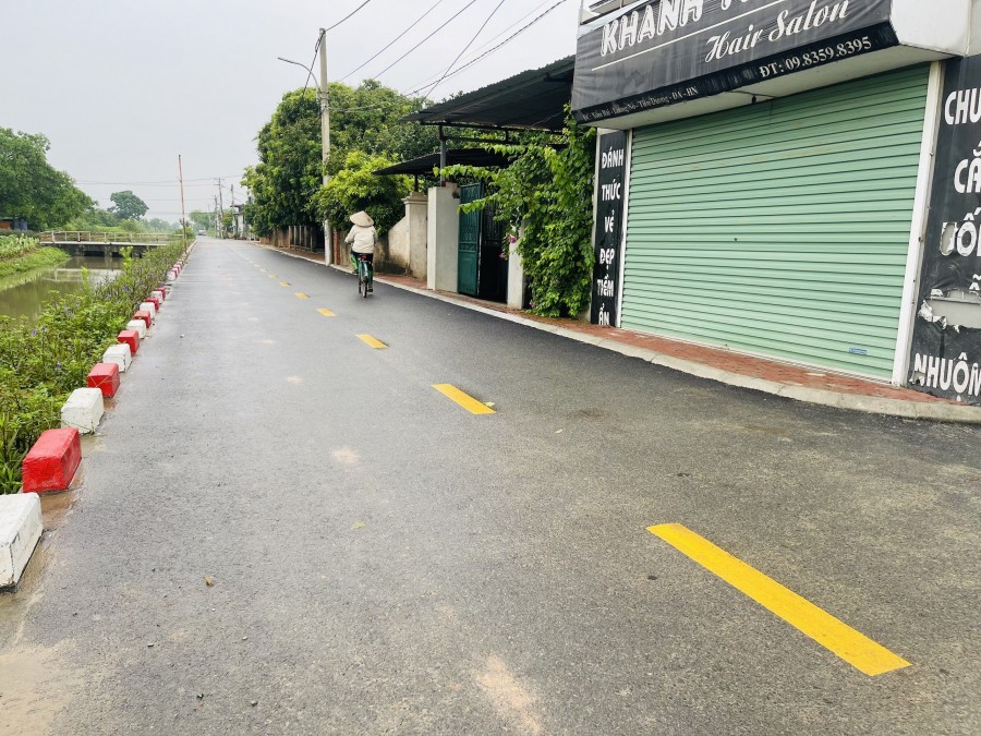 Chủ gửi bán 62.5m2 (6,25 x 10) bìa làng Lương Nỗ,Tiên Dương, Đông Anh. Ô tô đỗ cửa, giá công nhân. LH: Em Thắng