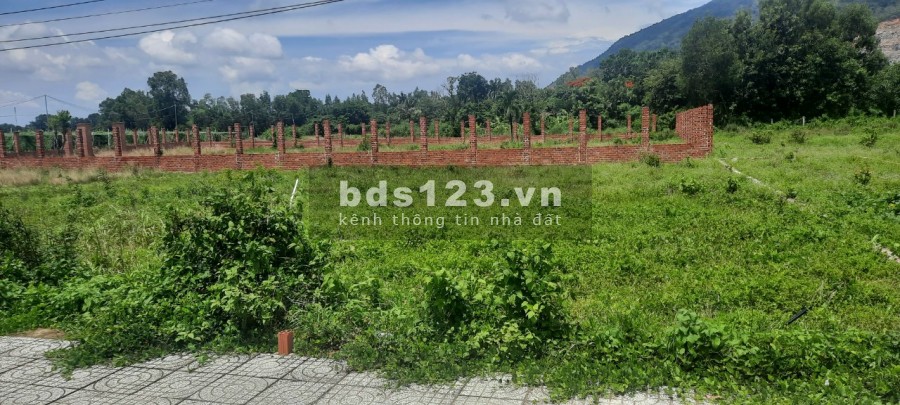 Bán Lô Đất View Hồ Du Lịch Vũng Tàu Marina ,TX.Phú Mỹ, 680tr/150m2 Sổ Hồng Riêng Công Chứng Ngay