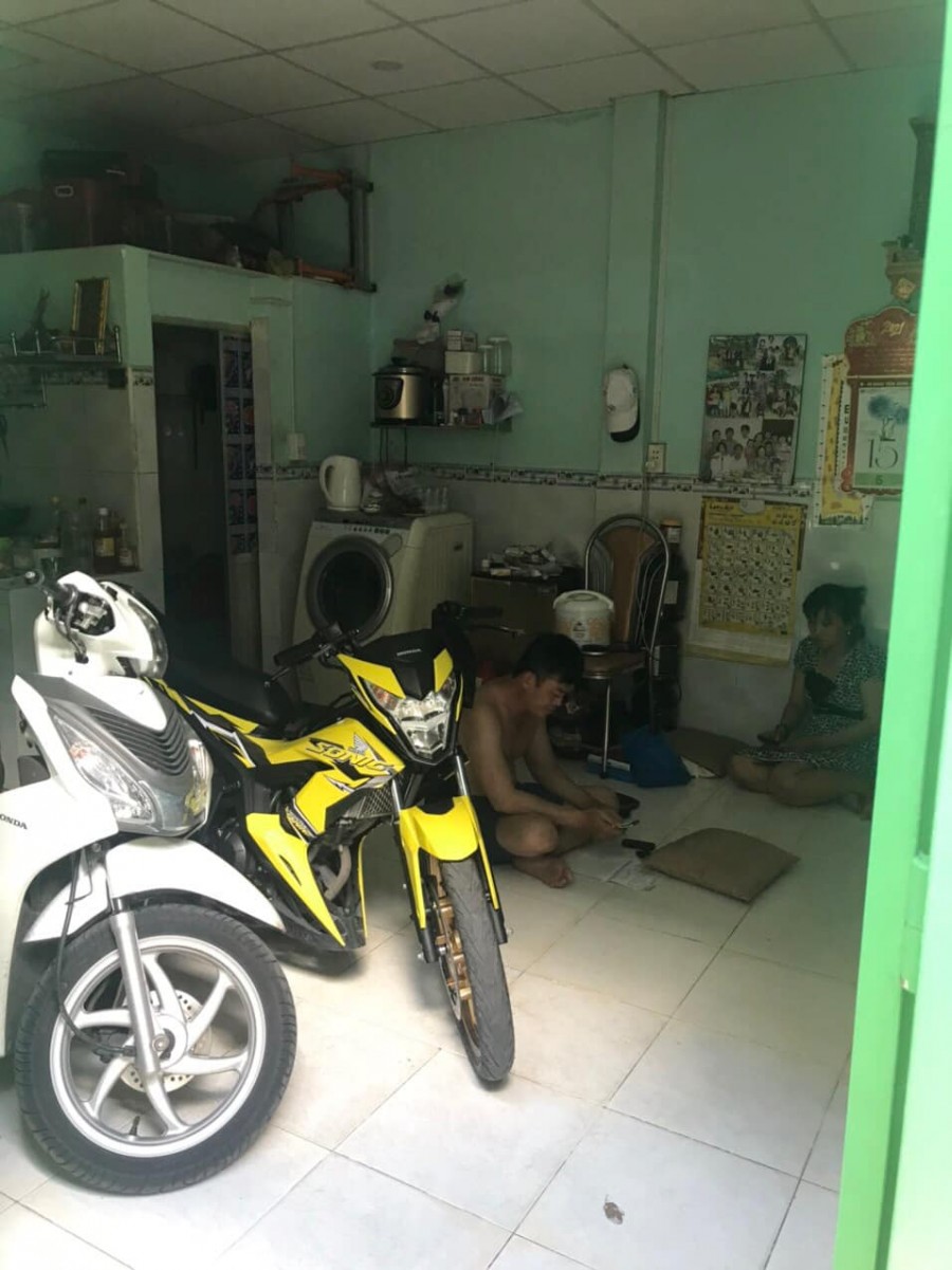 Nhà nguyên căn giá rẻ hẻm 861 Trần Xuân Soạn, 2 lầu, Gía 1,950 tỷ