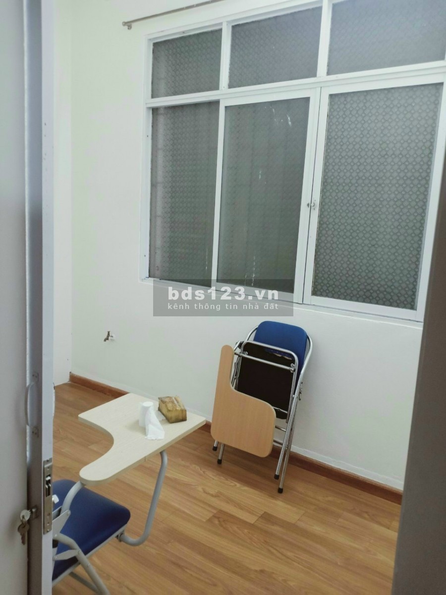 Bán nhà mặt phố Quyết Thắng, ph Bình Hàn, TP HD, 62m2, mt 5.94m, 3 tầng, 4 ngủ, KD tốt