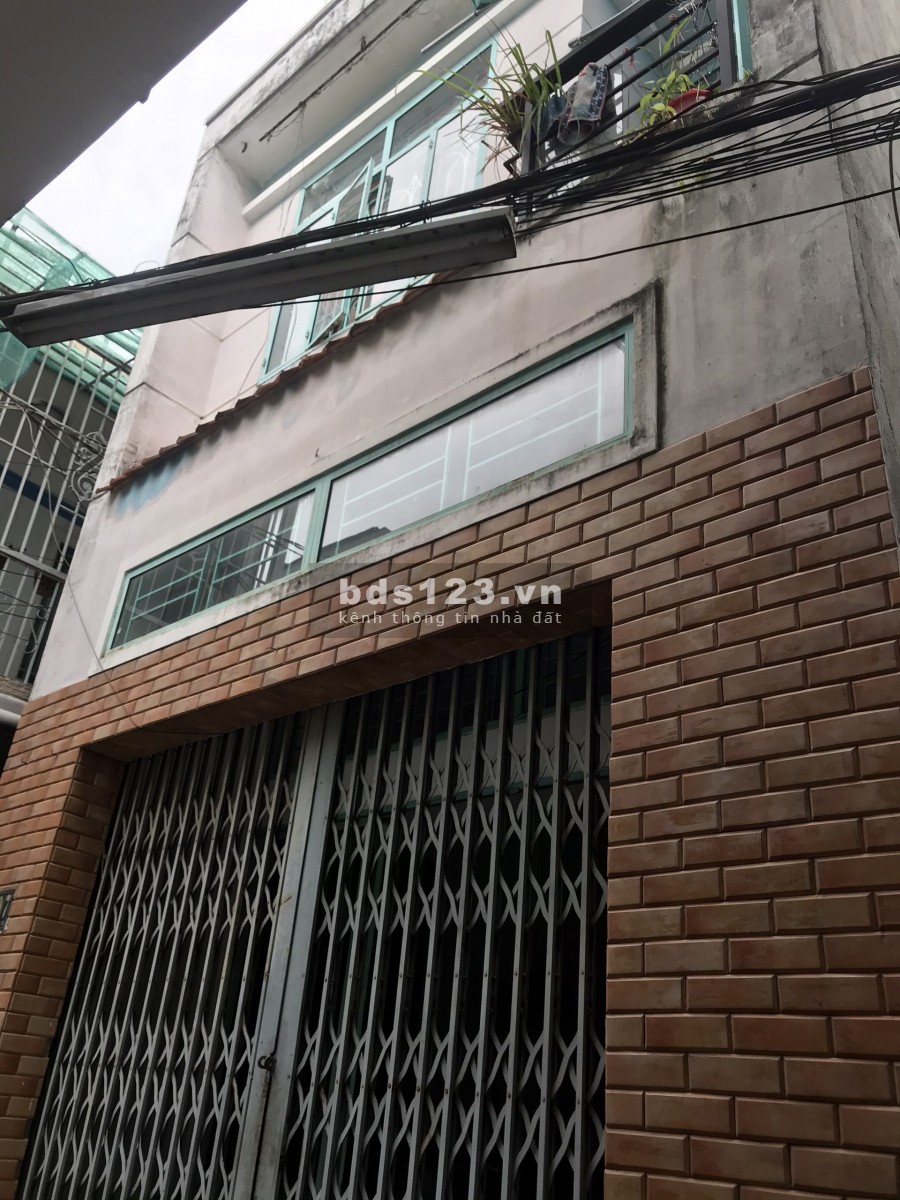 Tôi cần bán nhà Phan Xích Long hẻm ô tô 35m2, giá bán 3,8 tỷ