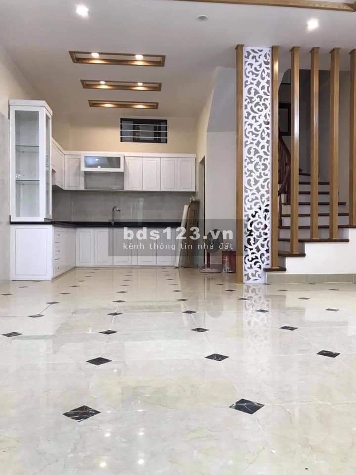 Bán nhà phố Trường Chinh - Ngã Tư Sở, gần ĐH Y. 6 Tầng thông sàn lô góc, MT 4m. Giá 3,95 tỷ.