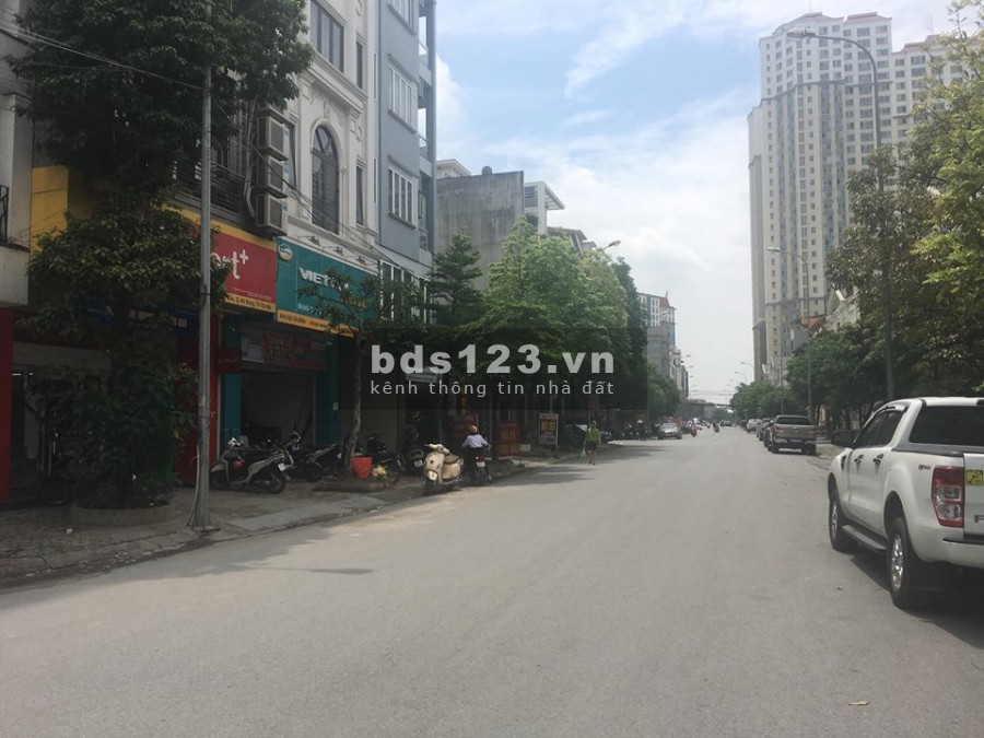 Bán nhà mặt đường Chiến Thằng - Hà Đông, vỉa hè, kinh doanh đỉnh.Diện tích 64m2, giá 16,5tỷ