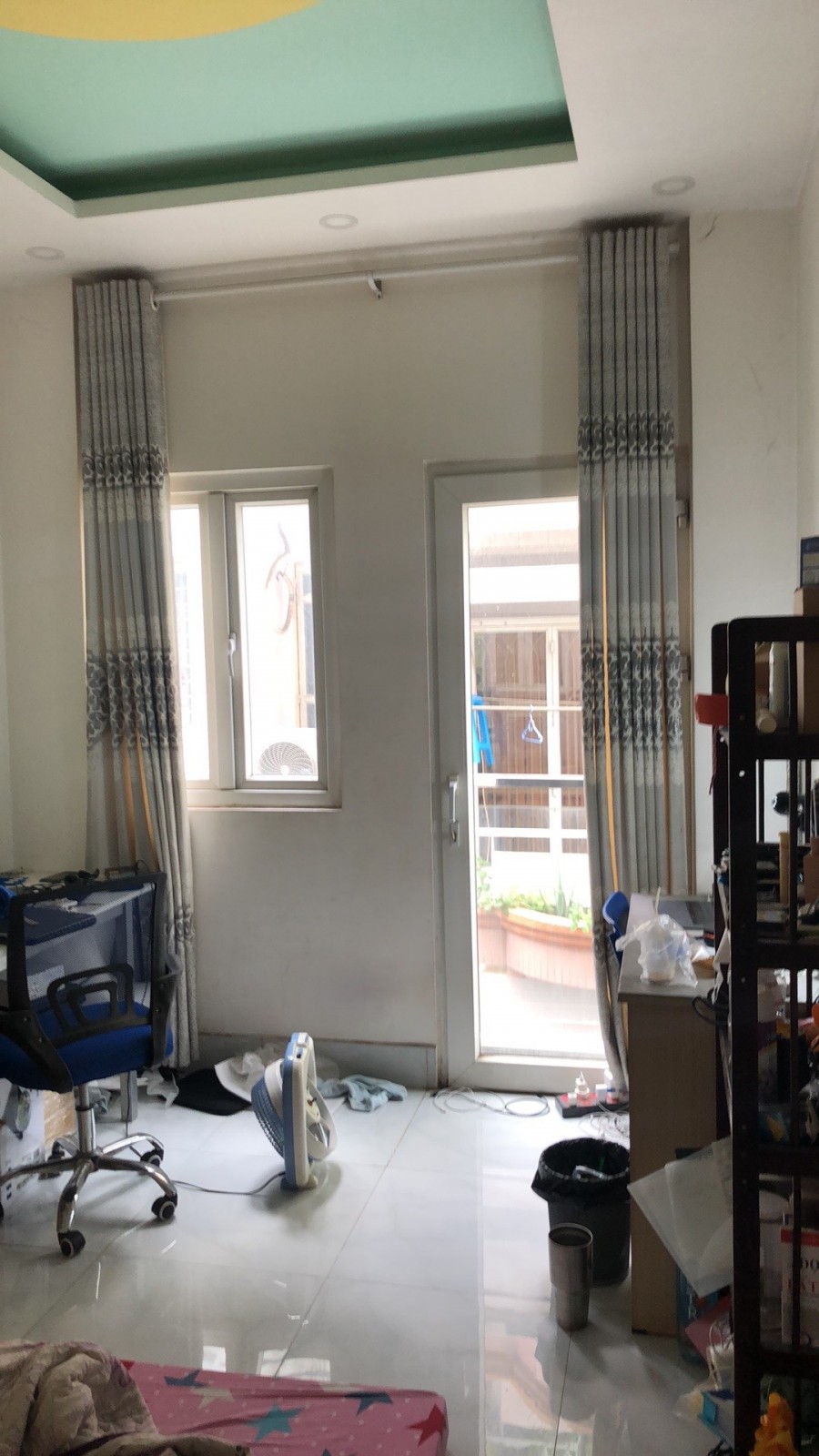 Nhà nguyên căn 4 tầng(3x8), 3 phòng ngủ, 4 nhà vệ sinh, 3 máy lạnh