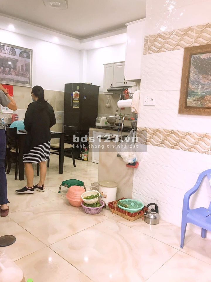 Hạ chào 600 triệu còn 6.1 Tỷ, HXH Lê Trọng Tấn, dt 55m2, 5 tầng, đúc Thật, 5 phòng ngủ (PN)
