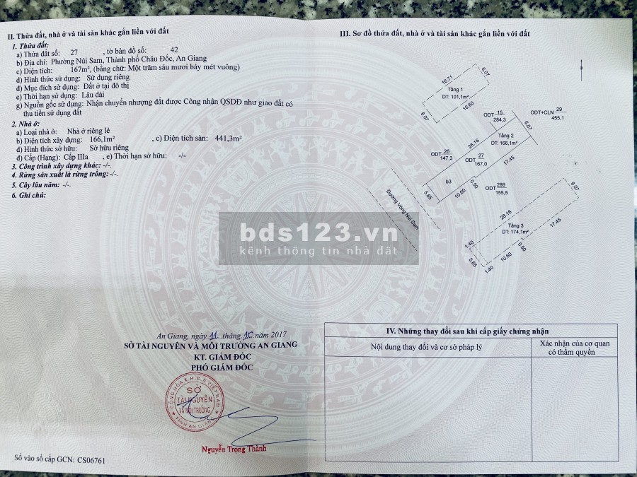 Chính chủ cần bán nhà nghỉ ở TP Châu Đốc, nhà mặt tiền có vị trí đắc địa, cách cổng Miếu Bà chỉ 100m