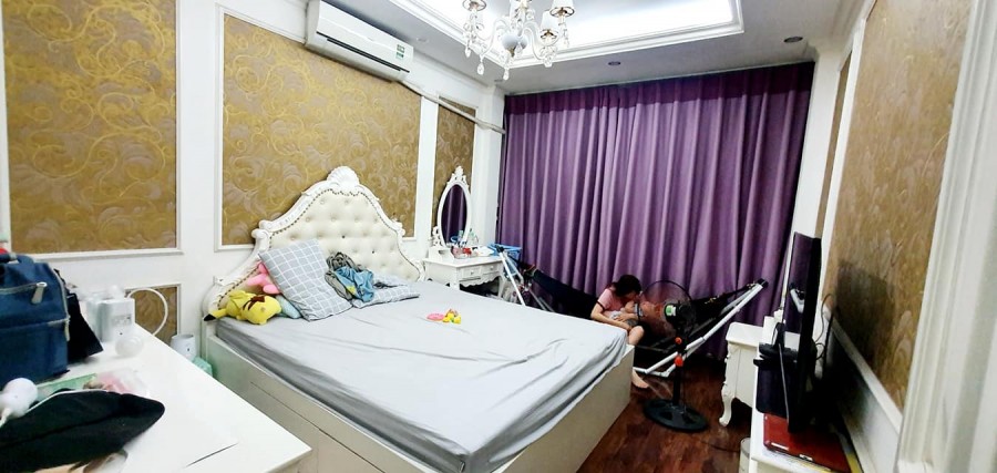 Bán nhà Mỹ Đình, 38m, 5 tầng, mặt ngõ thông, kinh doanh sầm uất, chỉ 4.45 tỷ