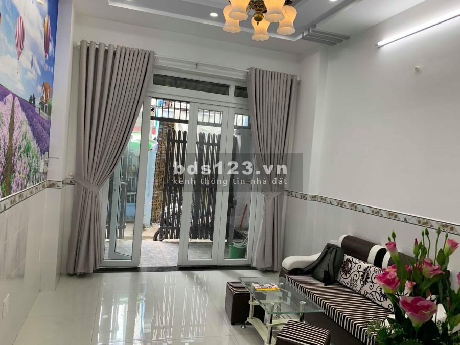 Covid bán nhà giá tốt, Lê Quang Định, DTSD 60m2 ngang 3m, giá 2ty500