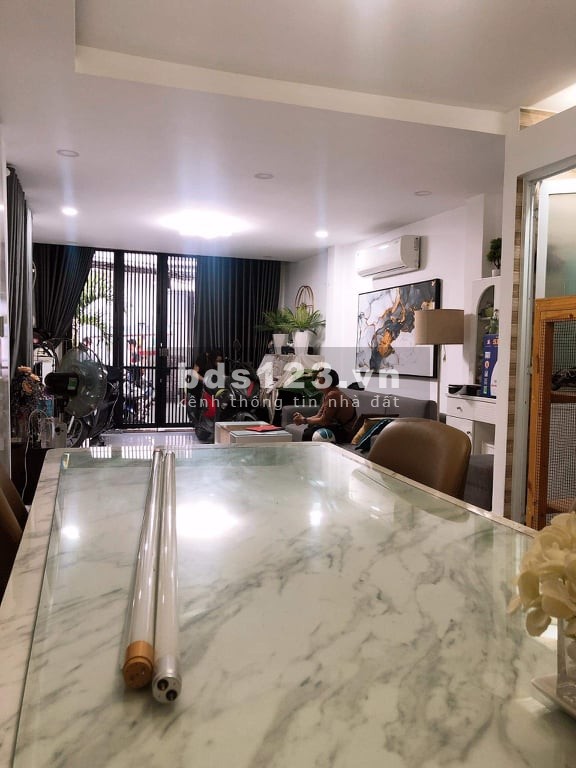 Bán nhà nguyên căn hẻm xe hơi Quận Tân Phú, giá 3.85 tỷ, lh 0937079597