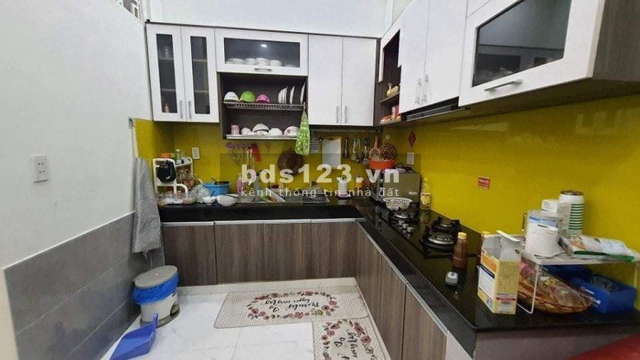 Chủ xoắn gấp bán, ngay Lũy Bán Bích - Hoà Bình Tân Phú, giá chỉ 5,5 tỷ nhà 4 tầng đẹp mê ly