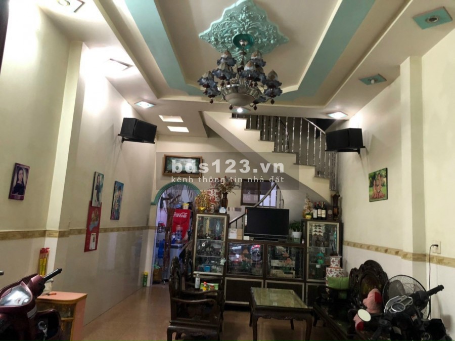 Nhà hẻm xe hơi thông thẳng tắp Thoại Ngọc Hầu 50m2, 3 tấm, chỉ 4.9 tỷ