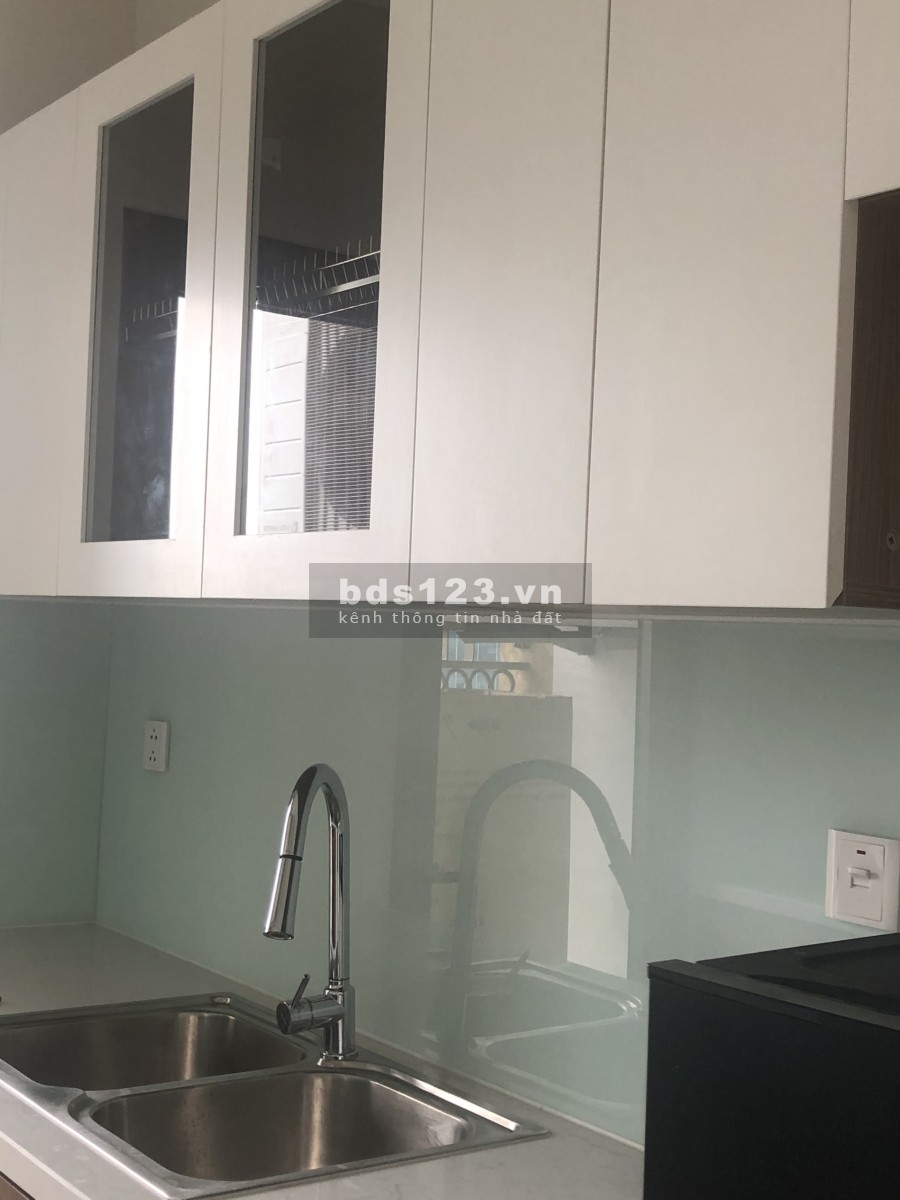 Chính chủ cho thuê căn hộ 6th Element, tầng cao, dt 85m2, giá 10 triệu/tháng