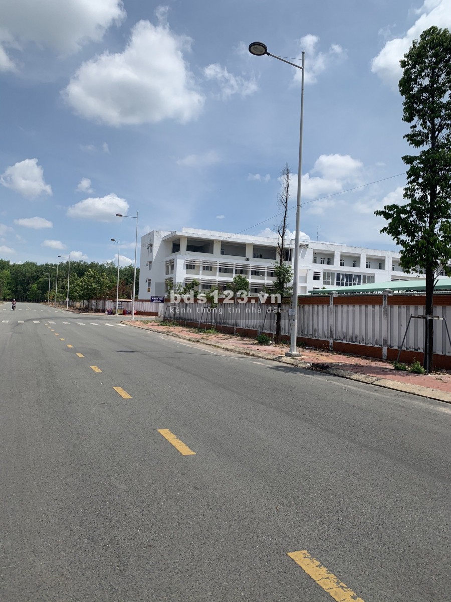 Bán đất phường Phú Chánh, Tân Uyên, Bình Dương, giá 4 triệu/m2