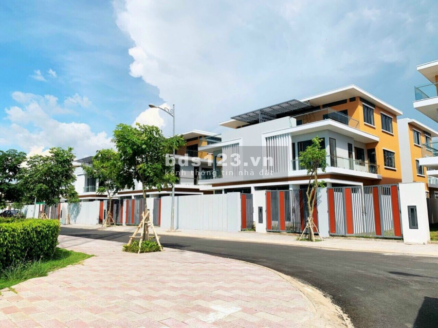 Bán gấp biệt thự song lập Phú Cường view biển, kiến trúc sang trọng