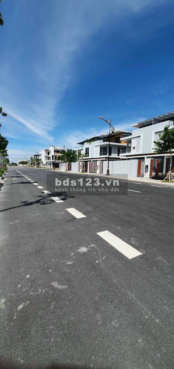 Bán gấp biệt thự song lập Phú Cường view biển, kiến trúc sang trọng