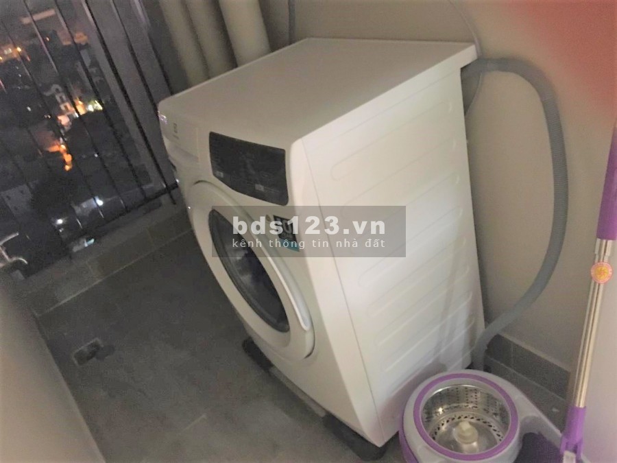 Cho thuê căn hộ CC Goldseason 47Nguyễn Tuân 64m2 - 2 Pn Full Nội Thất.Giá:12Tr/Tháng