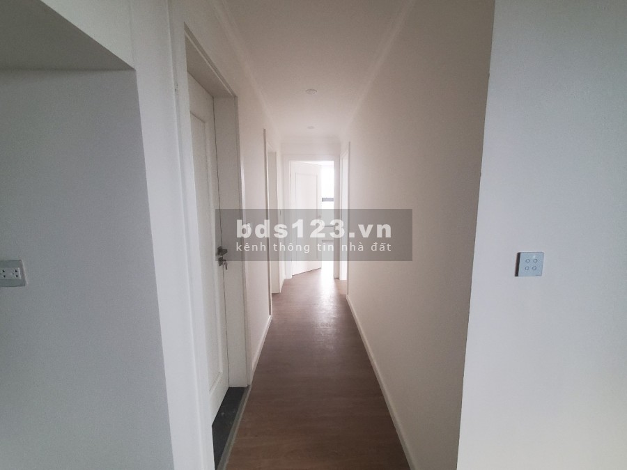 Bán 3 ngủ Sunshine Riverside R2 91m2, view nội khu, nội thất CĐT. Giá 3.3 tỷ - 0973781843 Ánh.