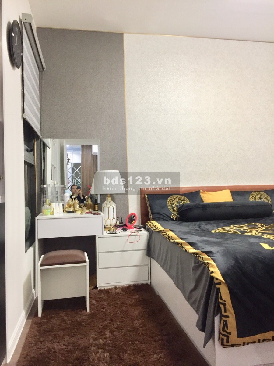 Chính chủ cần bán căn 2 ngủ CC Imperia Sky Garden, thương lượng
