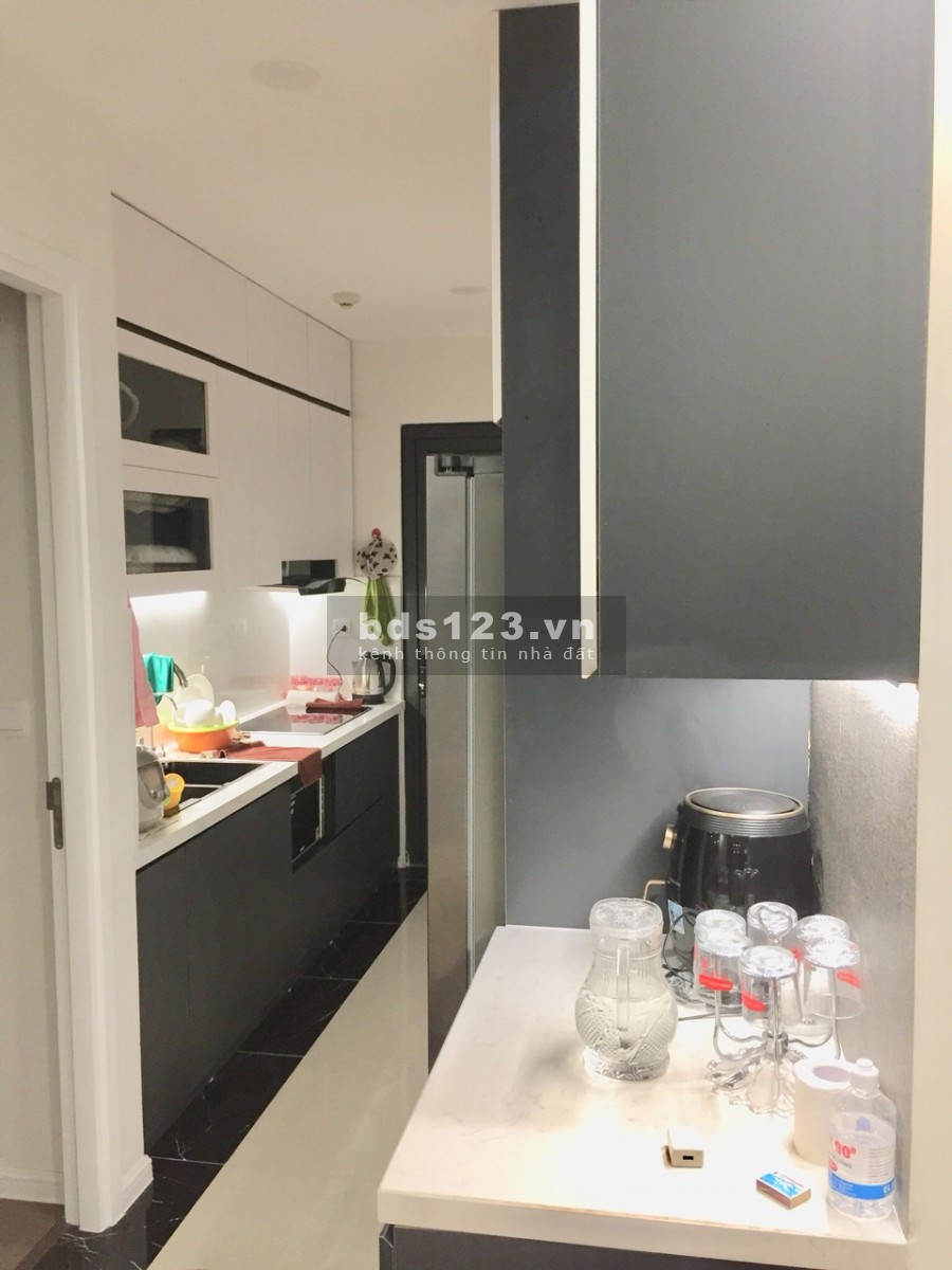 Chính chủ cần bán căn 2 ngủ CC Imperia Sky Garden, thương lượng