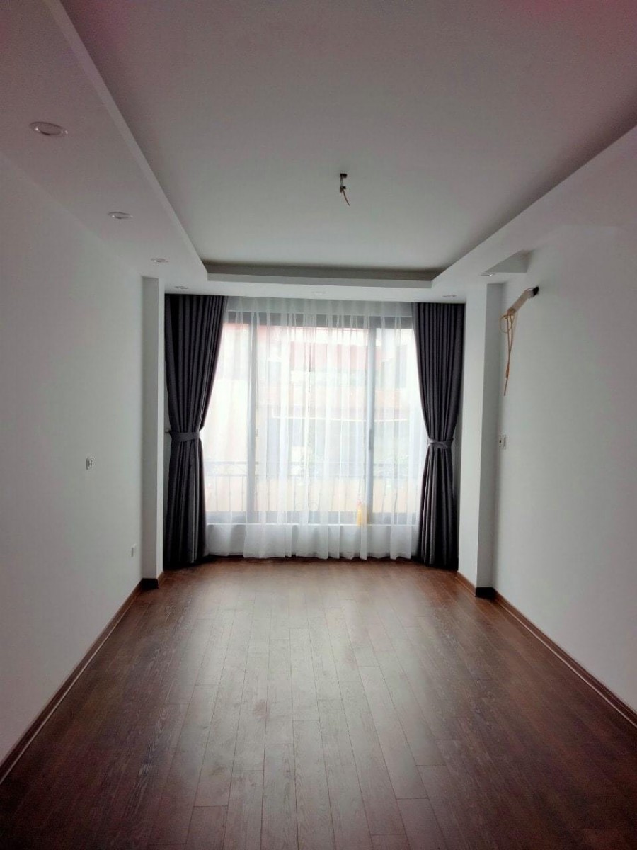 Bán Nhà Lô Góc Tô Vĩnh Diện, Thanh Xuân DT 42m2, 5T, Ô Tô, Kinh Doanh, Nhỉnh 4 Tỷ.