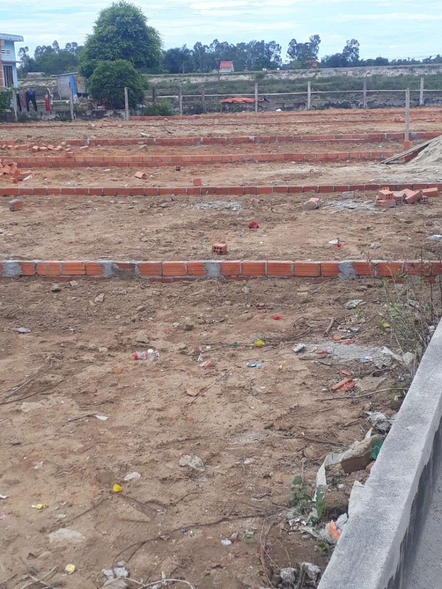Mình cần bán lô đất điện Thắng Bắc cách Hòa Phước 1km.