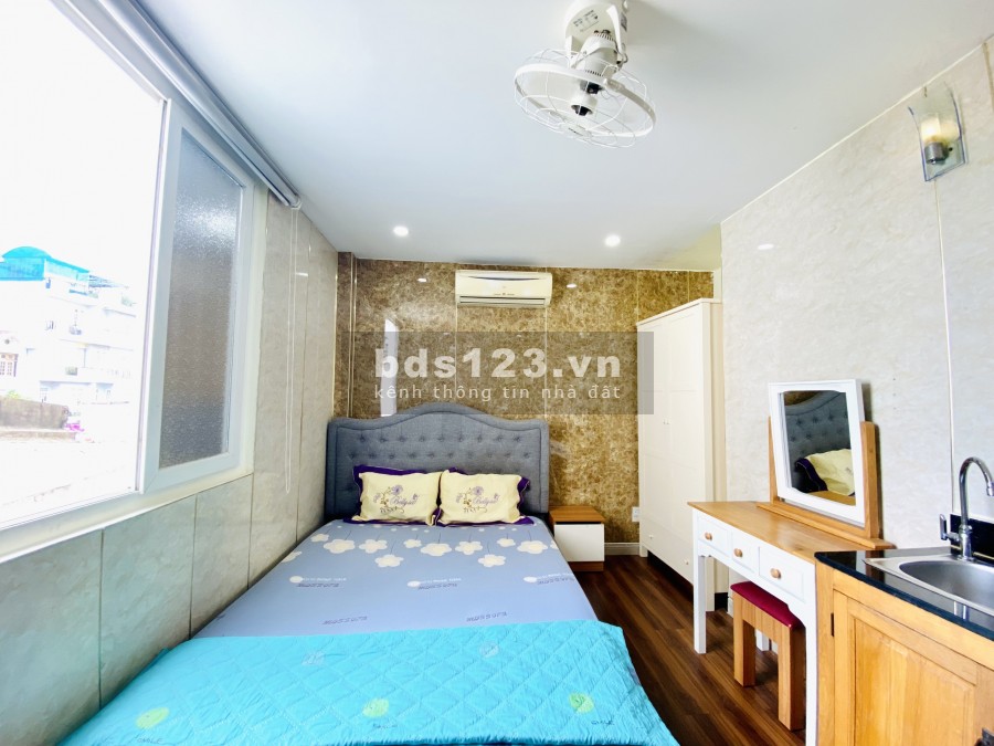 Cho thuê phòng dạng studio full nội thất cửa sổ lớn Quận 7