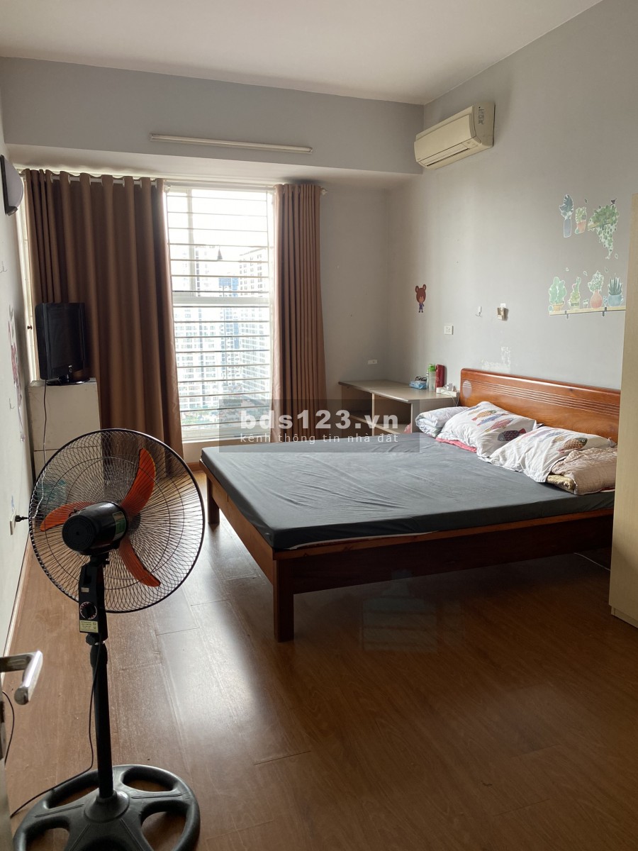 Cho thuê Chung cư Sakura Vũ Trọng Phụng 2PN full đồ 9.5 triệu/th. Lh 0377983070