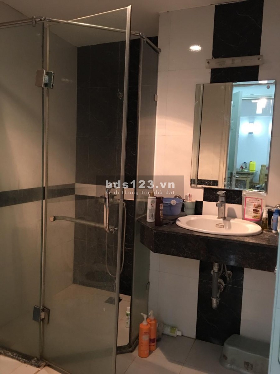 Cho thuê Chung cư Sakura Vũ Trọng Phụng 2PN full đồ 9.5 triệu/th. Lh 0377983070