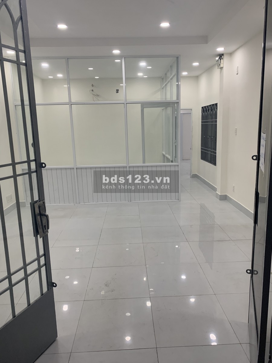 Cho thuê nhà KDC Tân Quy Đông dt 6x15m,nhà cấp 4 giá 15 tr/tháng