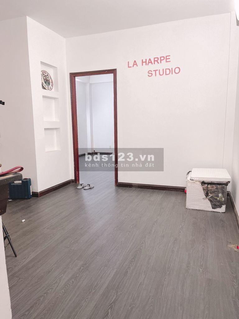 Nhà Phổ Quang P2 Tân Bình, Trệt_3 lầu sân thượng 5 phòng, nhà đẹp, gần sân bay.