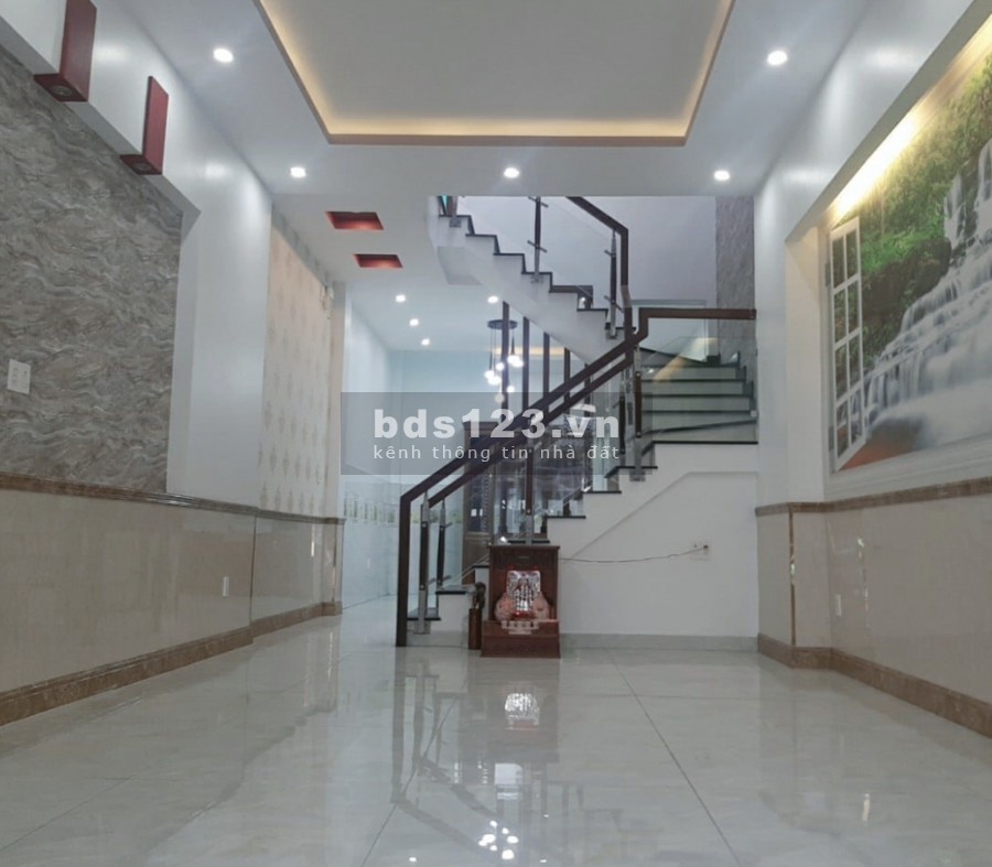 Nhà Hẻm Xe Hơi 4x13.7, Phạm Văn Bạch, Quận Tân Bình, 6.tỷ