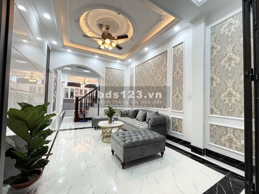 Bán nhà đẹp ở luôn ngõ 129 Nguyễn Trãi 4 tầng 55m2 cách ô tô 10m giá 5,3 tỷ. LH 0912442669