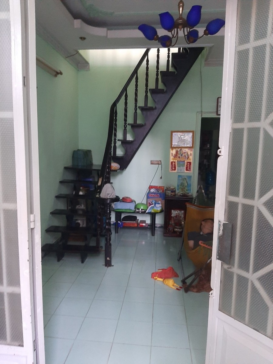 Do định cư đi nước ngoài cần bán gấp nhà bến Bình Đông Hotline 0906307407