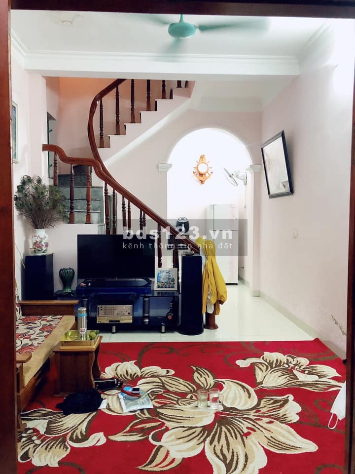 Bán nhà nguyên căn Tây Hồ, ngõ ô tô dt 115m2, mt 8.6 m, giá nhỉnh 7 tỷ