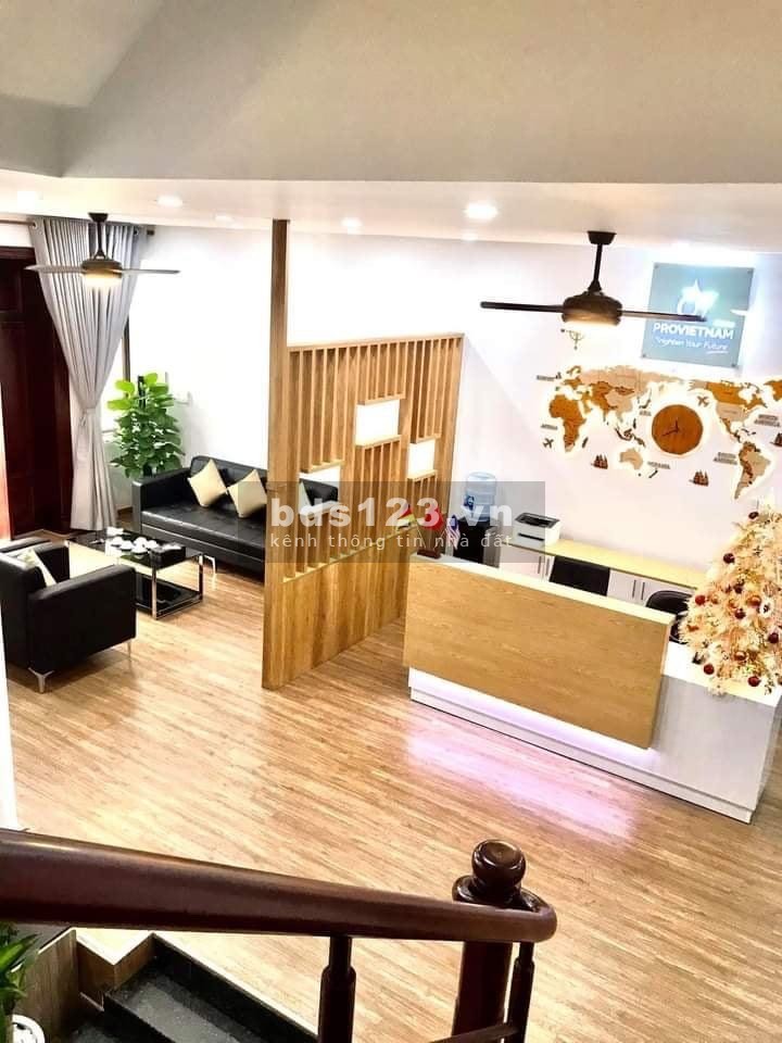 Bán nhà Minh Khai, diện tích 47m2, 4 tầng, mt 4,4m hơn 4 tỷ, chính chủ, ngõ ô tô