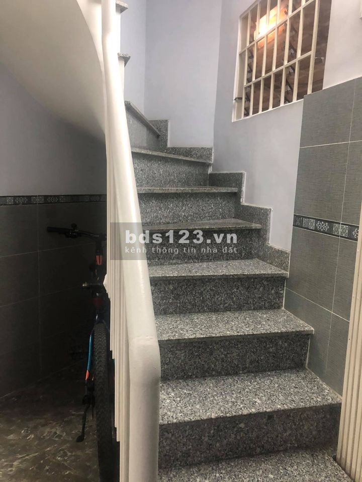 (Bình Thạnh)Bán nhà đẹp, giá rất tốt, Phan Văn Trị, dt 45m2, 3 tầng, giá 4.18 tỷ