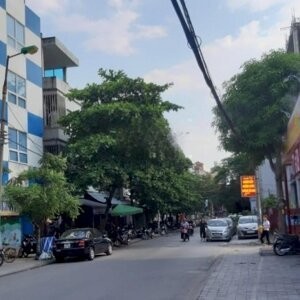 Bán đất Lạc Trung, ô tô tránh diện tích 45m2. SĐCC, giá bán 4,95 tỷ