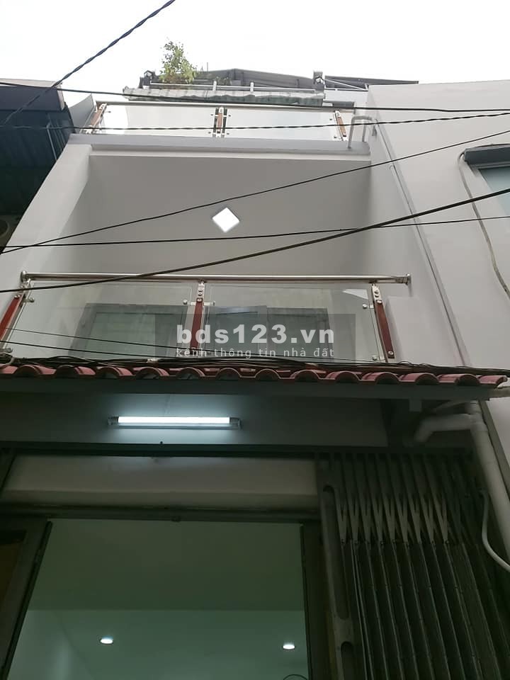 Cần bán nhà hẻm đường phạm văn đồng,dt 66m sàn, giá thương lượng.