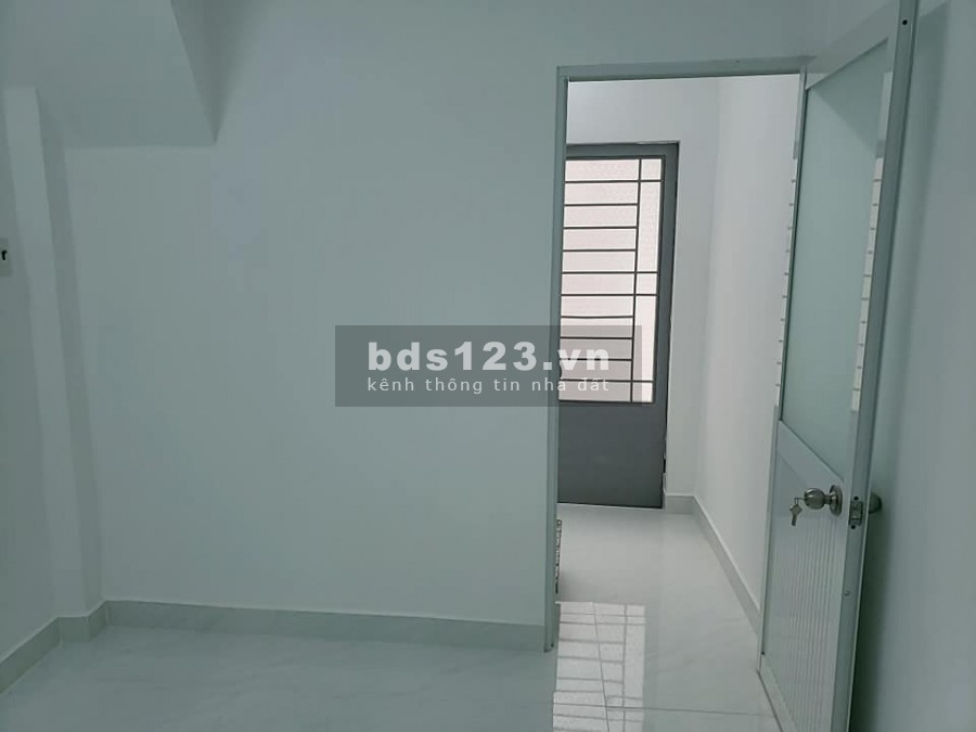 Cần bán nhà hẻm đường phạm văn đồng,dt 66m sàn, giá thương lượng.