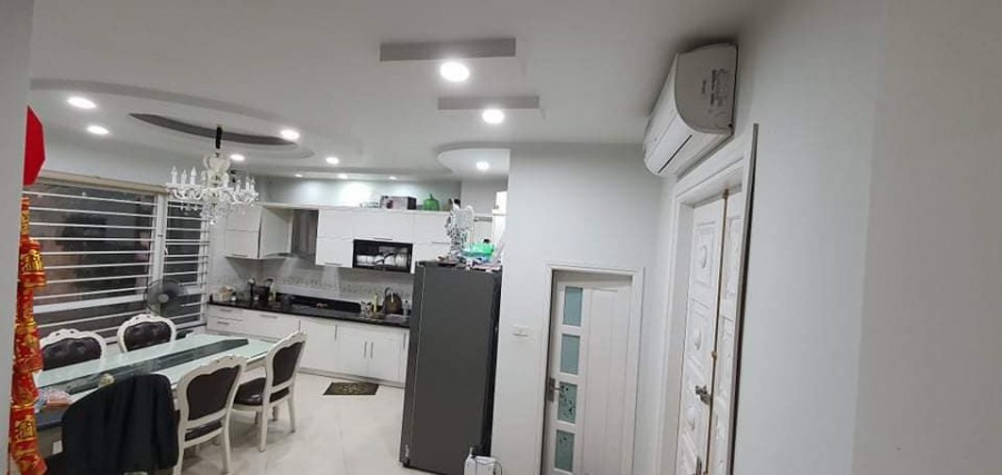 Bán nhà Phố Xã Đàn kinh doanh Spa dt 45m2, 6 tầng mặt tiền 5,8m giá 11 tỷ
