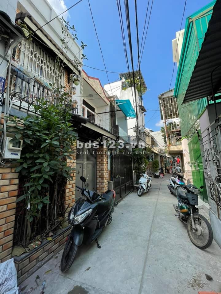 Bán nhà CMT8 Tân Bình nhà đẹp hẻm thông gíá bán 5,2 tỷ, khu an ninh