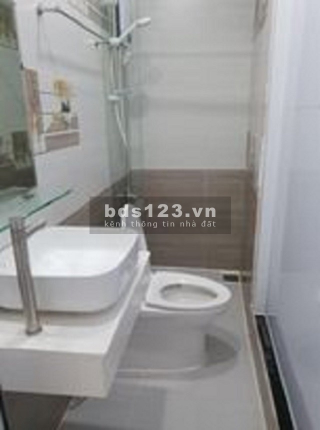 Nhà Mới Nở Hậu Khủng 2 tầng dt 68m2 Đường Đồng Đen P14 Tân Bình, nhích 4 tỷ