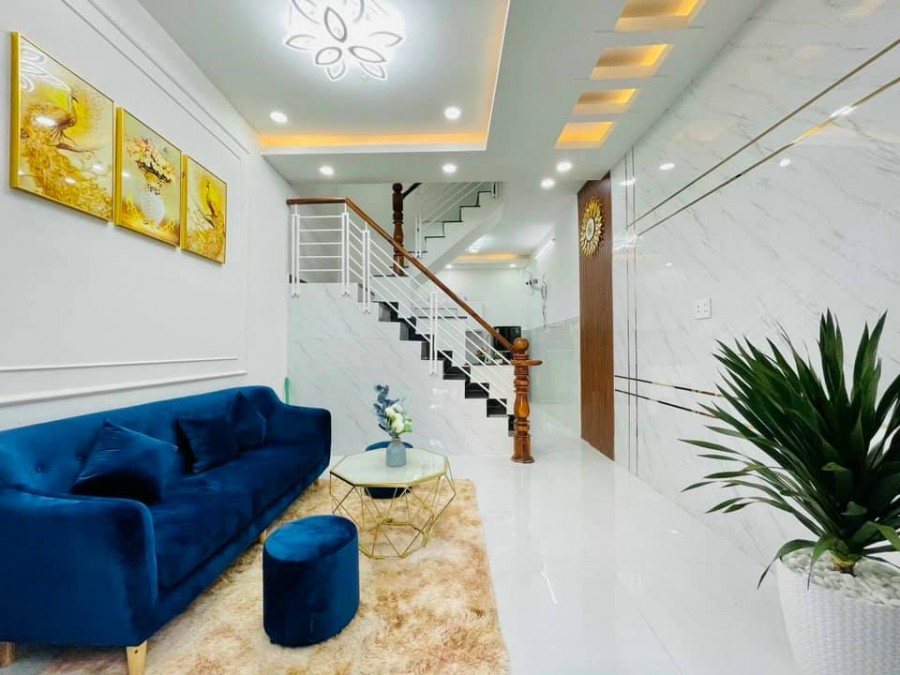 Giảm 100 triệu giá. chào mới 3.3 tỷ, 2 tầng hẻm xe hơi 29m Nguyễn Văn Khối, Gò Vấp