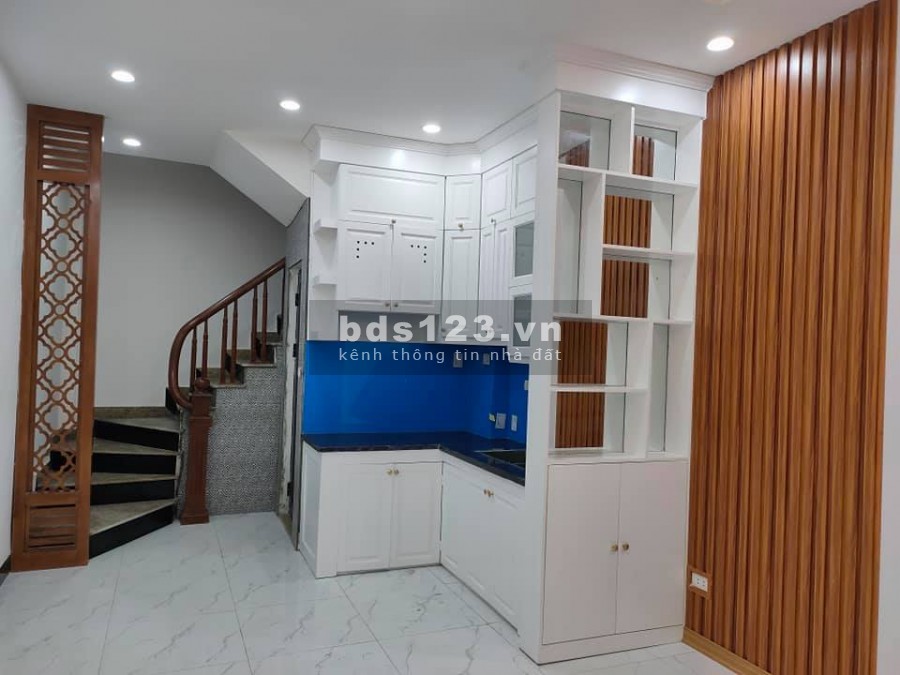 Còn duy nhất nhà sổ đẹp dt 28m2 Định Công Thượng, Quận Hoàng Mai giá 2.35 tỷ