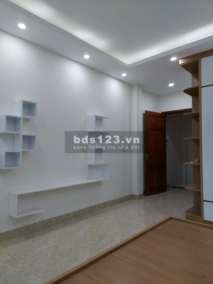 Bán nhà trung tâm Quận Hà Đông nhỉnh 2 tỷ vị trí đẹp, giá hợp li
