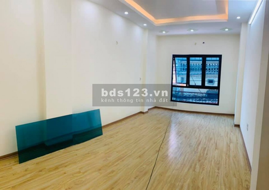 Bán gấp nhà mặt phố Cự Lộc Nguyễn Trãi, kinh doanh đỉnh dt 40m2, 5 tầng, ô tô tránh, giá 8 tỷ