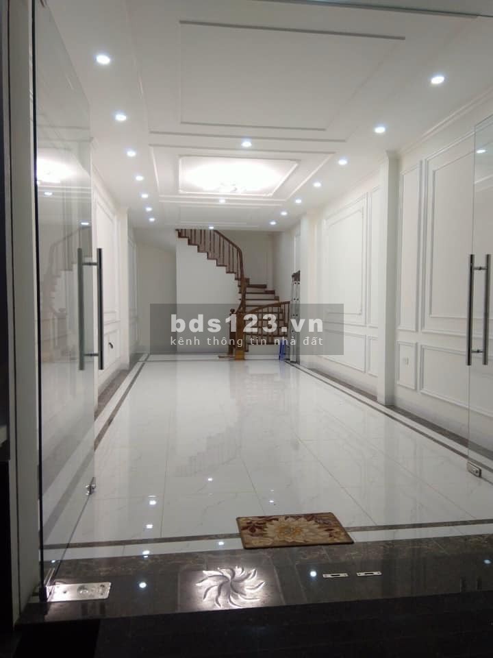 Bán nhà cực phẩm ở Giáp Nhị, Hoàng Mai, nở hậu 40m2 x 5T, 3.5 tỷ ô tô tránh cách 20m, LH 0971386911