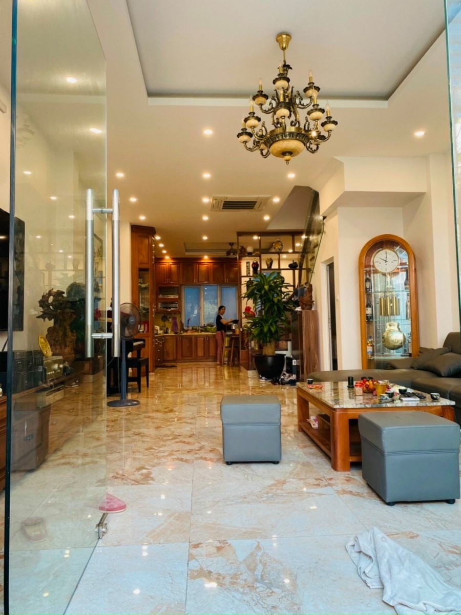 Bán nhà phố Phúc La Hà Đông 50m2 x 5T, MT 5M kinh doanh đỉnh, ô tô đỗ muôn nơi, giá chỉ 6,9 tỷ