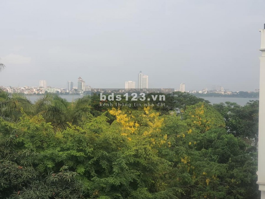 Phố Kinh Doanh - View Hồ Tây, 180m2 MTx10m Quảng An Quận Tây Hồ
